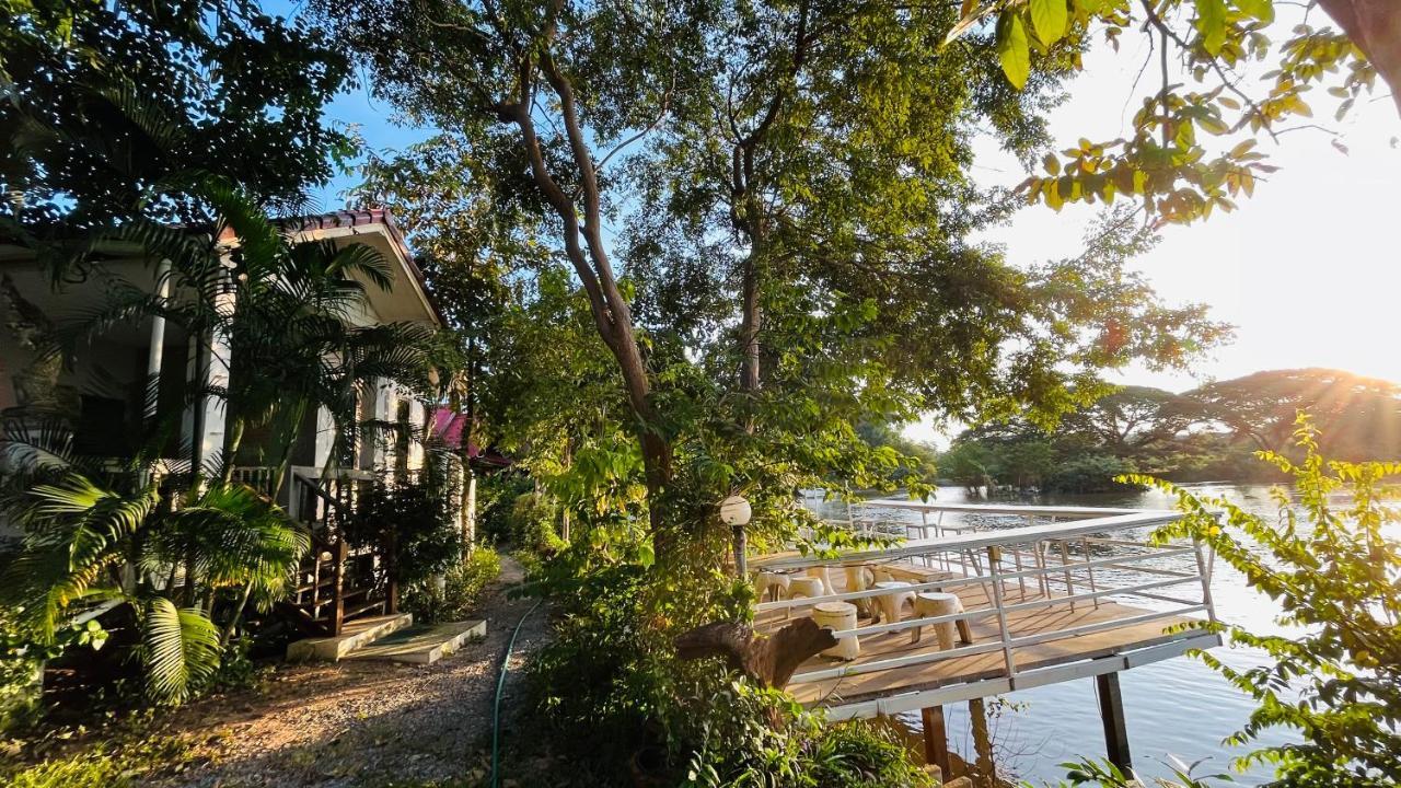 Moon River Resort Phimai Екстер'єр фото