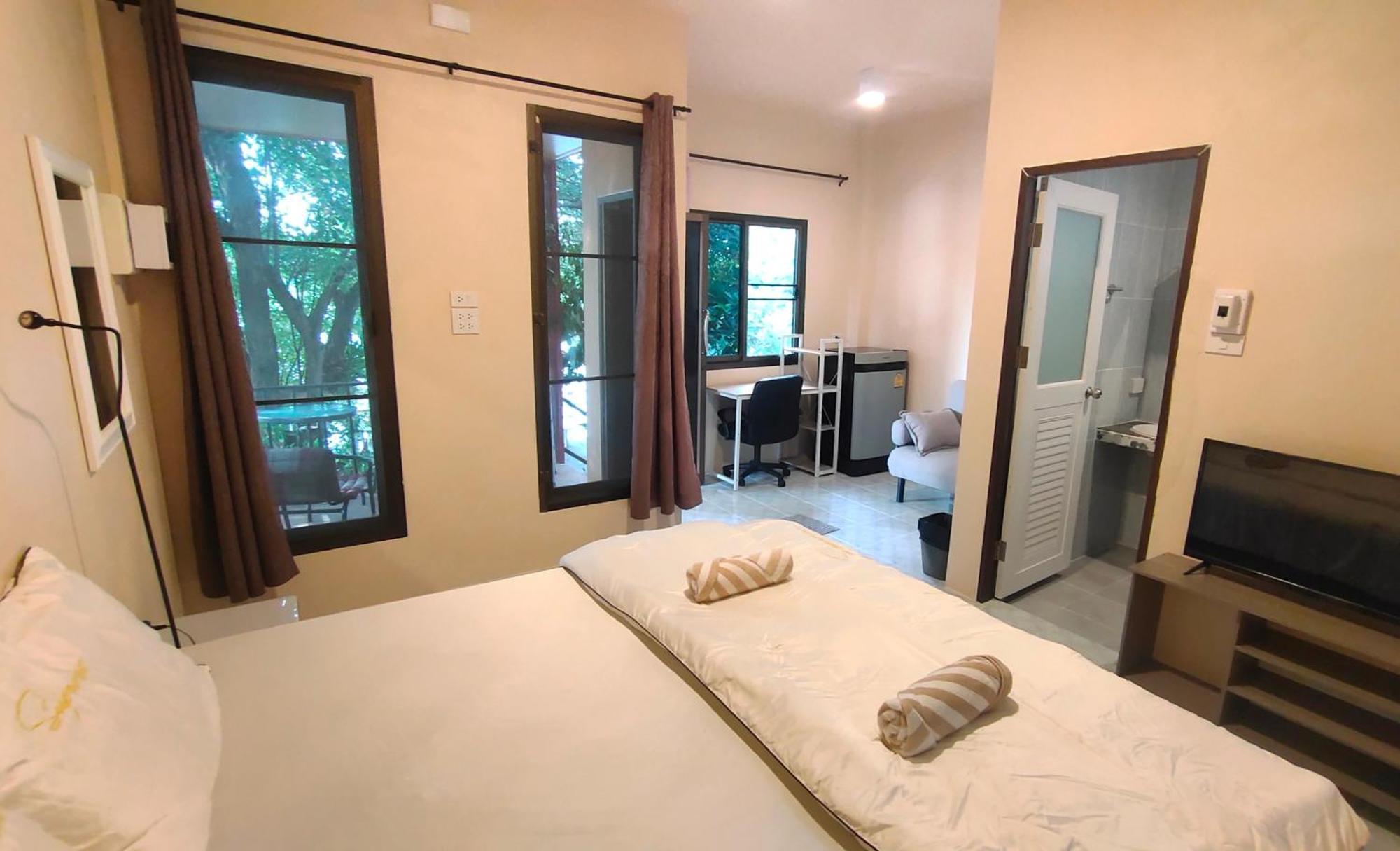 Moon River Resort Phimai Екстер'єр фото